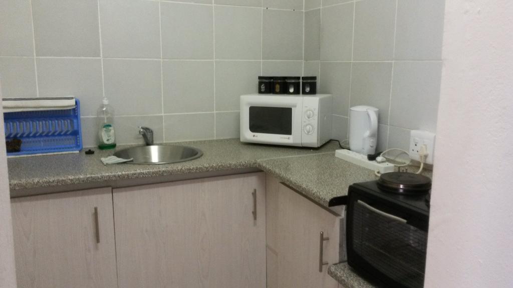 Boer En Brit Self Catering Accommodation Guesthouse Ladysmith Exterior foto