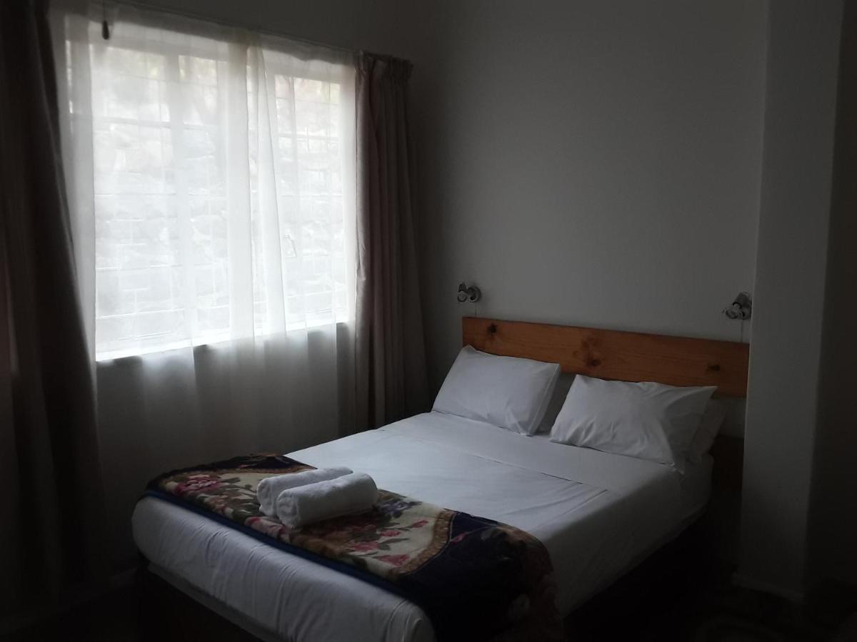Boer En Brit Self Catering Accommodation Guesthouse Ladysmith Exterior foto