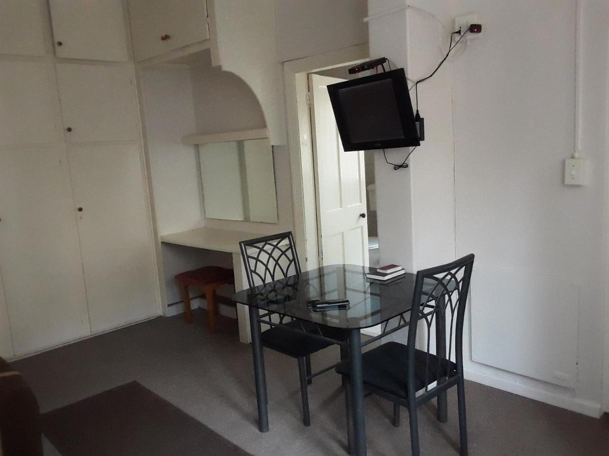 Boer En Brit Self Catering Accommodation Guesthouse Ladysmith Exterior foto